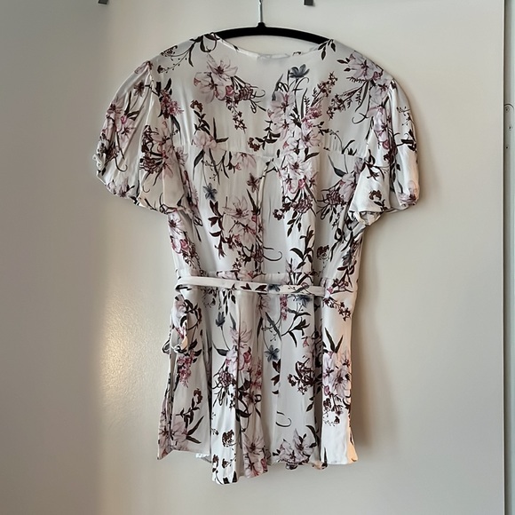 Ever New Melbourne White floral camisole (size USA 6) - Picture 5 of 6